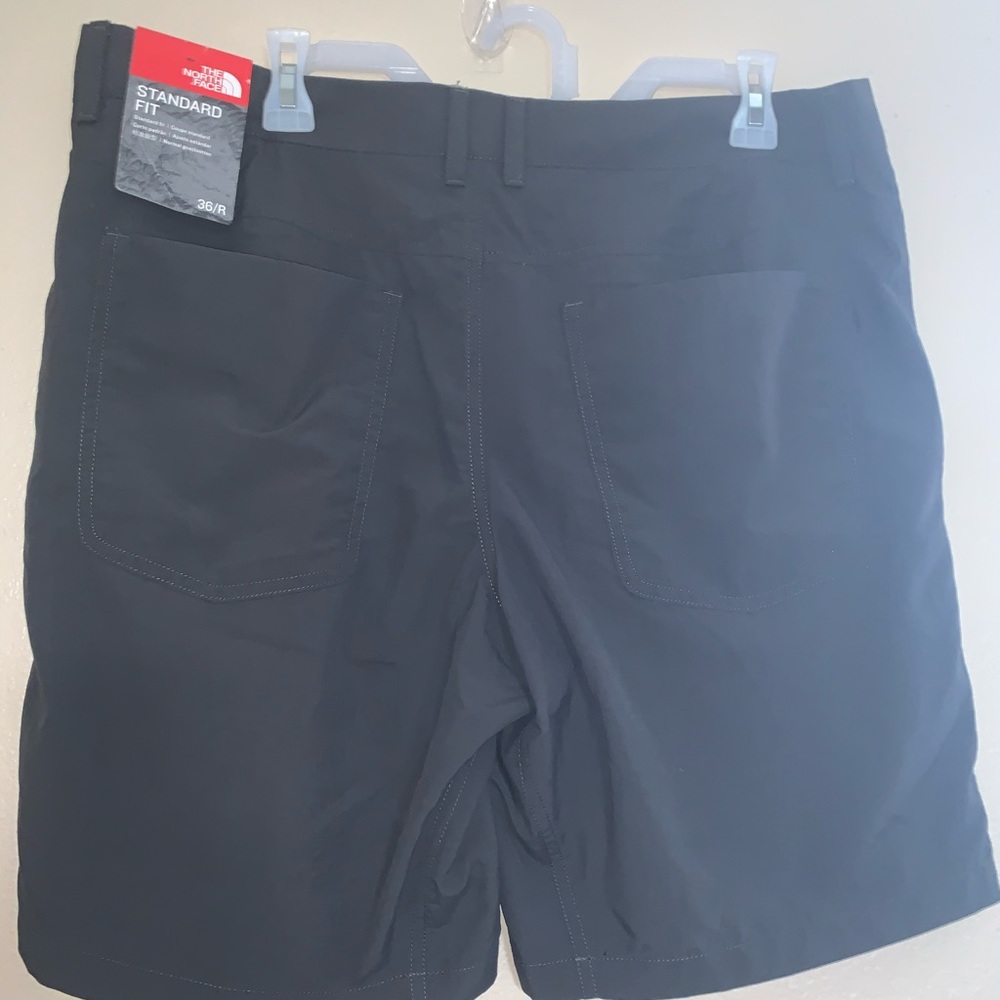 The North Face Shorts (36R)